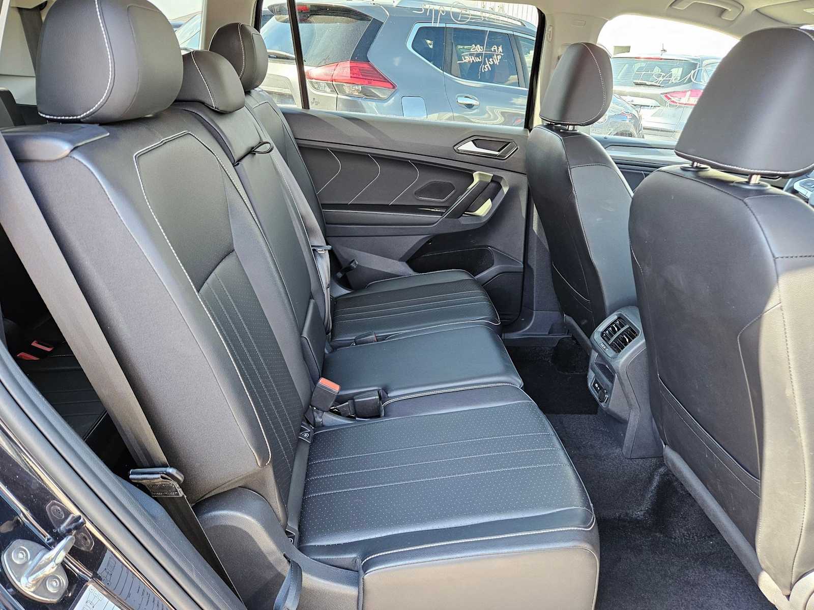 Thumbnail: 2024 Volkswagen Tiguan - 21