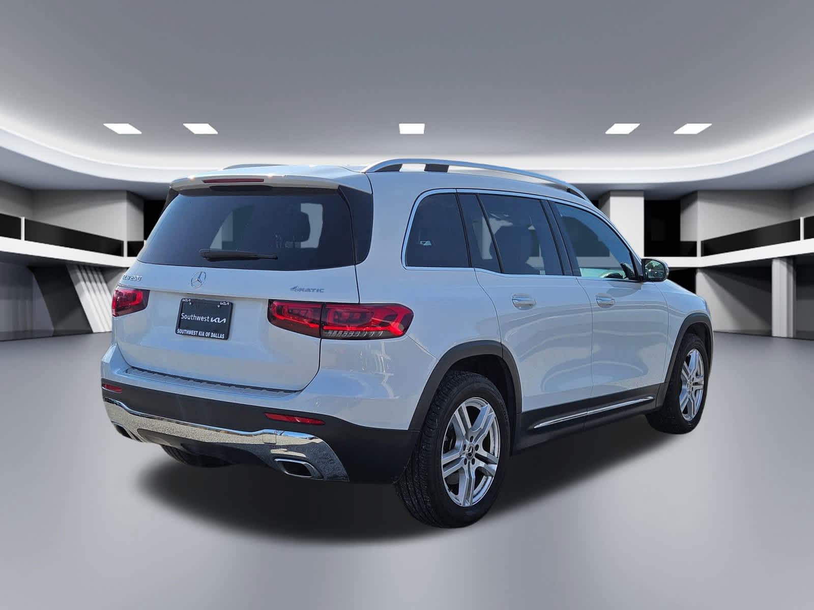 Thumbnail: 2023 Mercedes-Benz GLB - 5