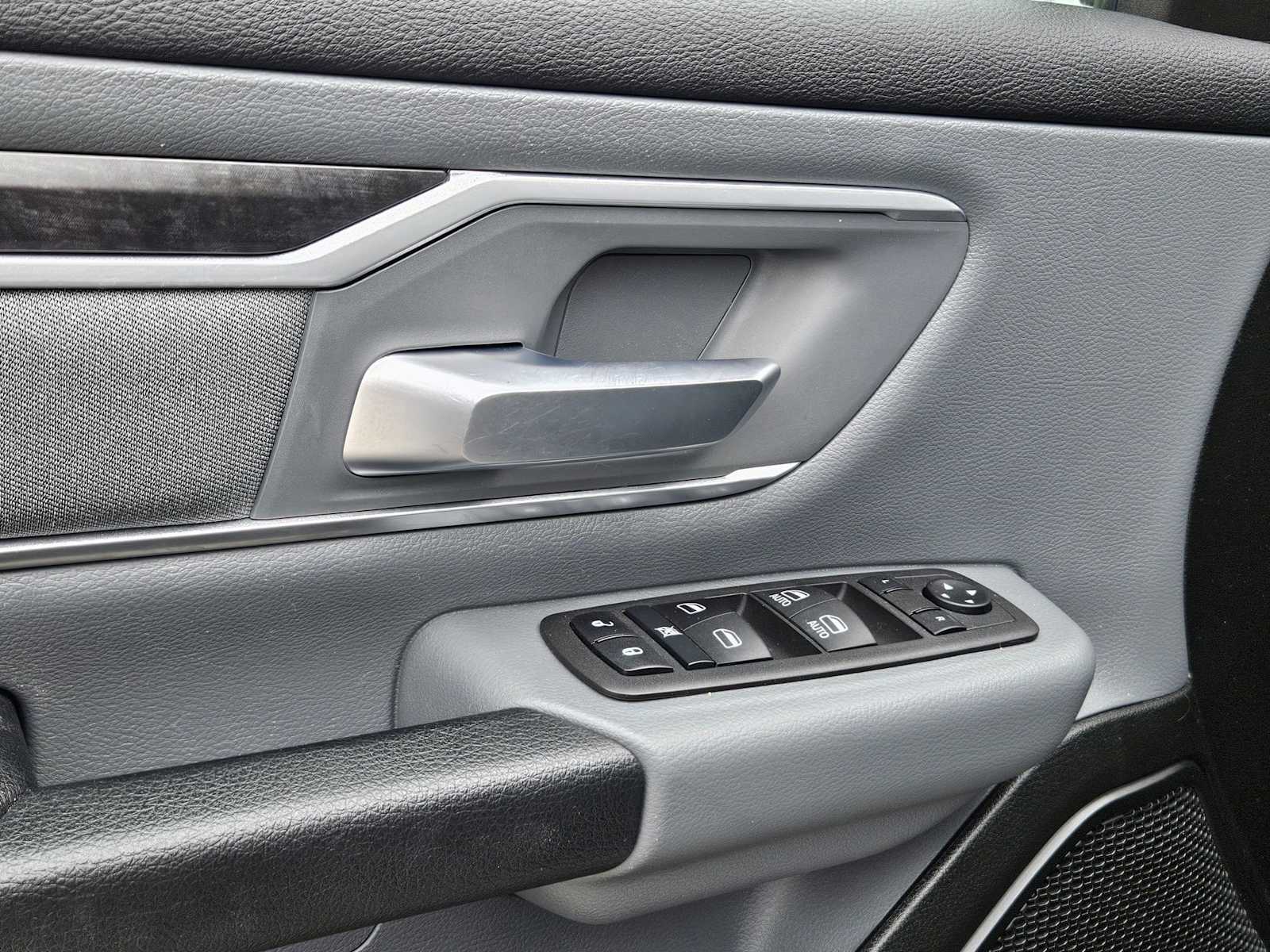 Thumbnail: 2022 RAM 1500 - 25