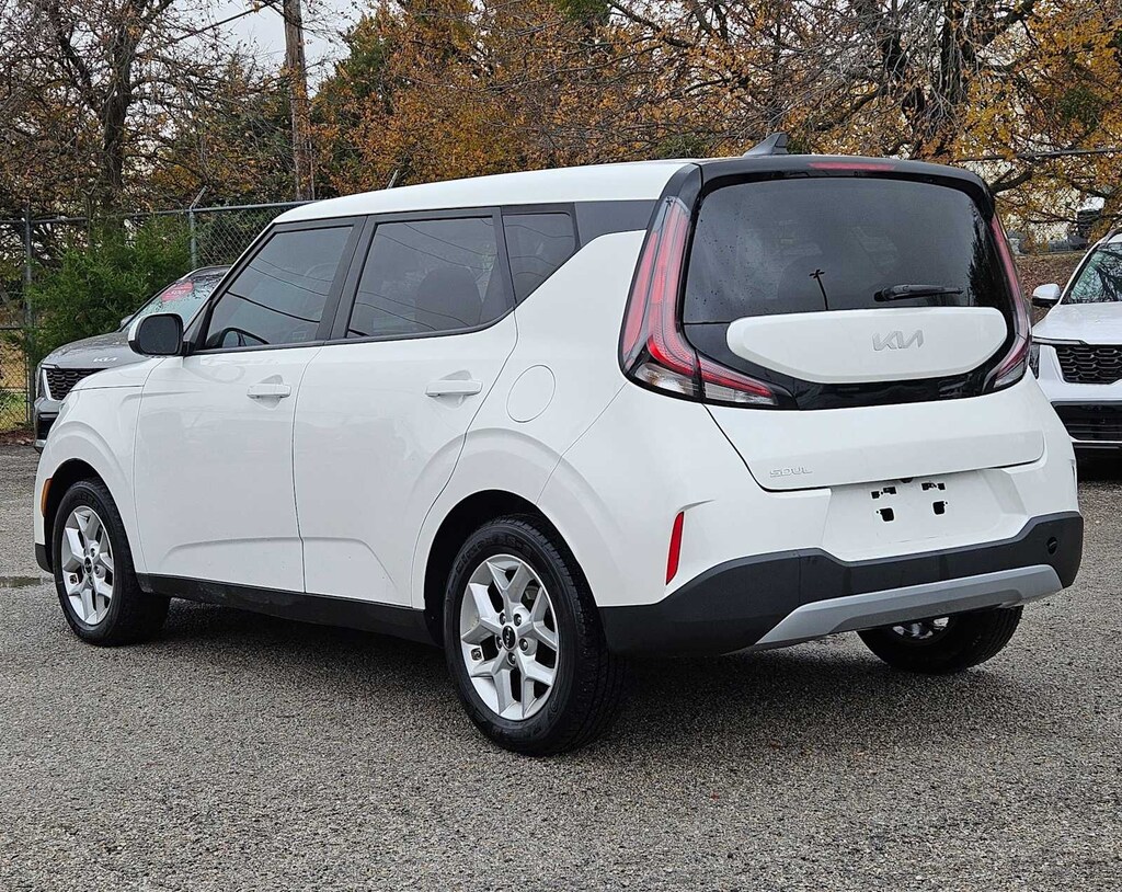 Used 2023 Kia Soul LX Hatchback