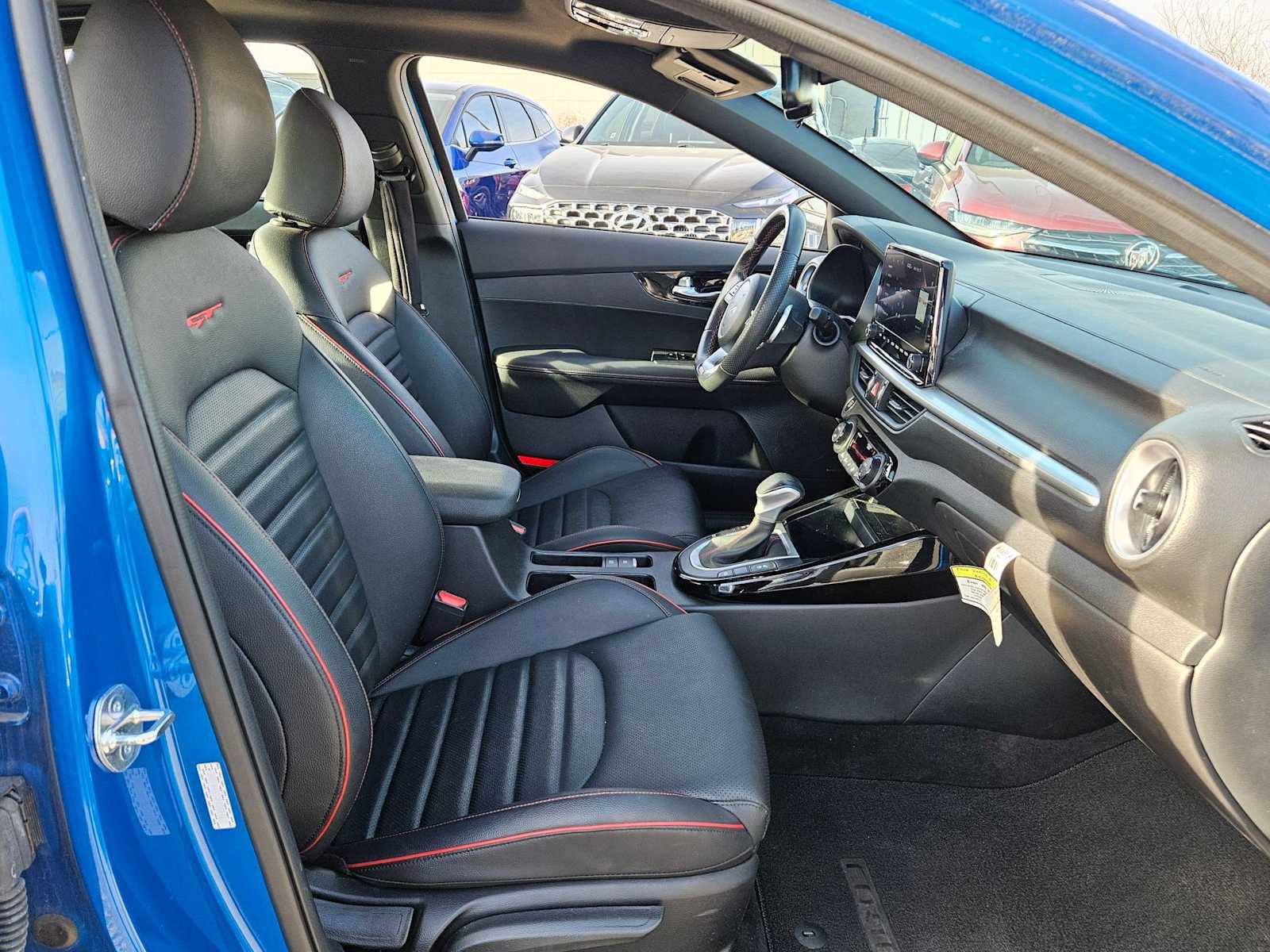 Thumbnail: 2023 Kia Forte - 20