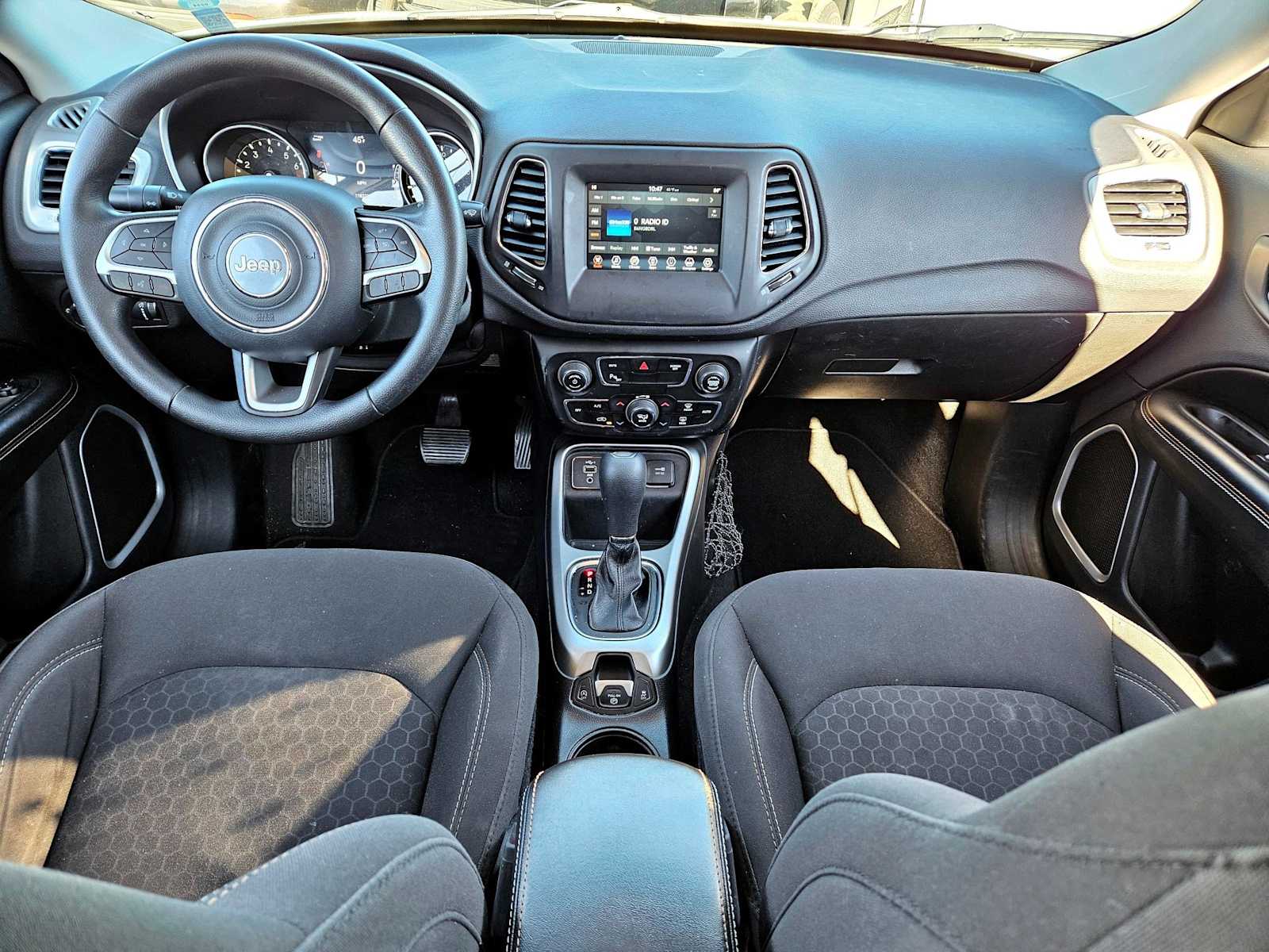 Thumbnail: 2019 Jeep Compass - 15