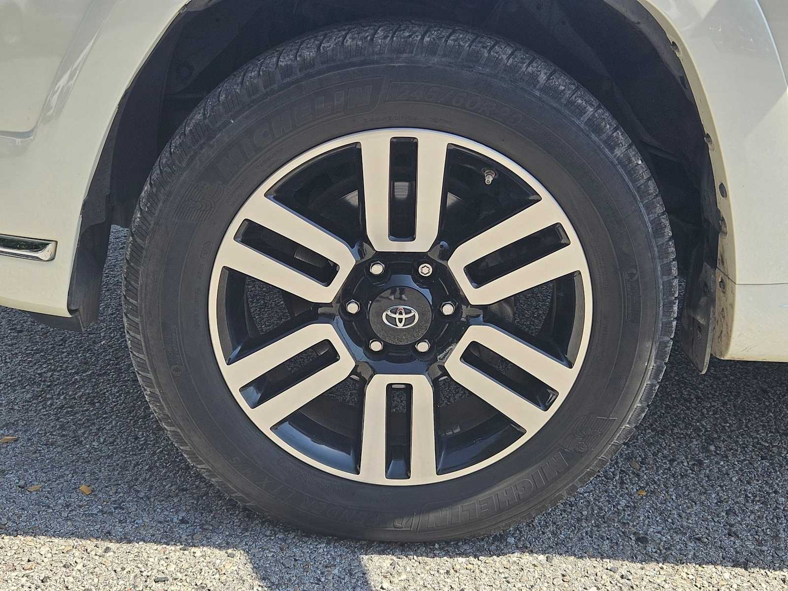 Thumbnail: 2020 Toyota 4Runner - 11