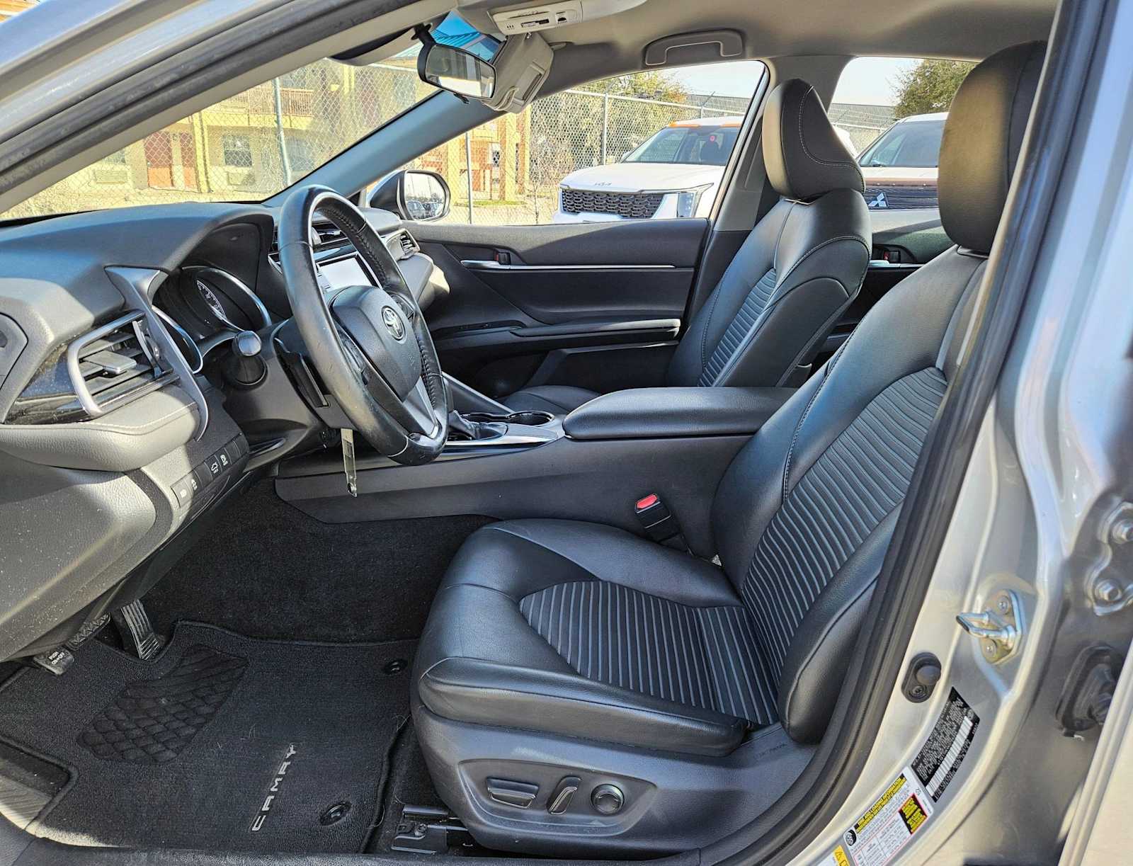 Thumbnail: 2019 Toyota Camry - 11