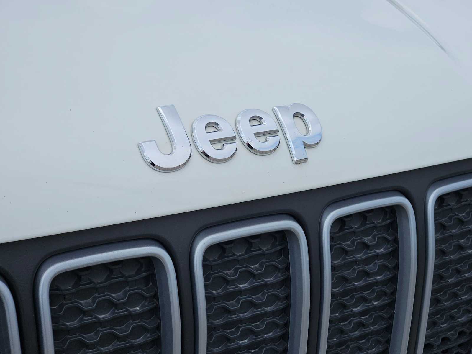 Thumbnail: 2023 Jeep Renegade - 12