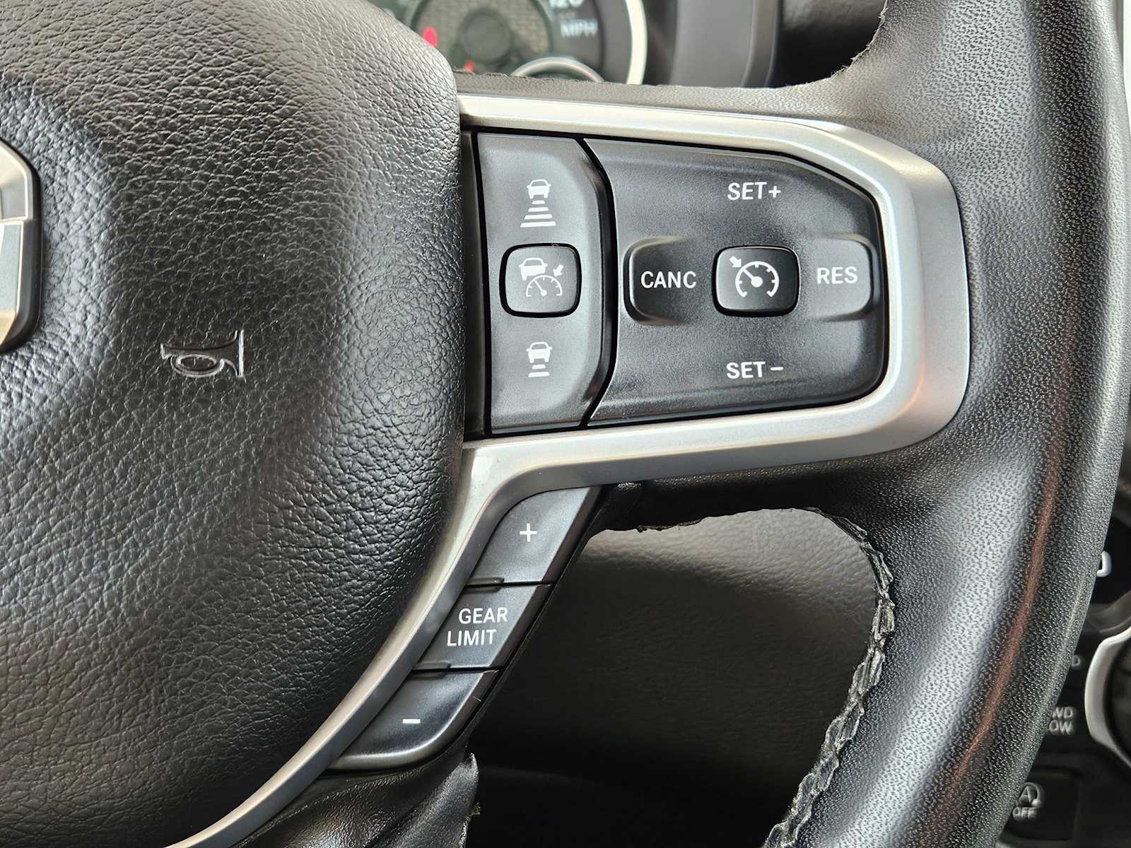 Thumbnail: 2025 RAM 1500 - 23