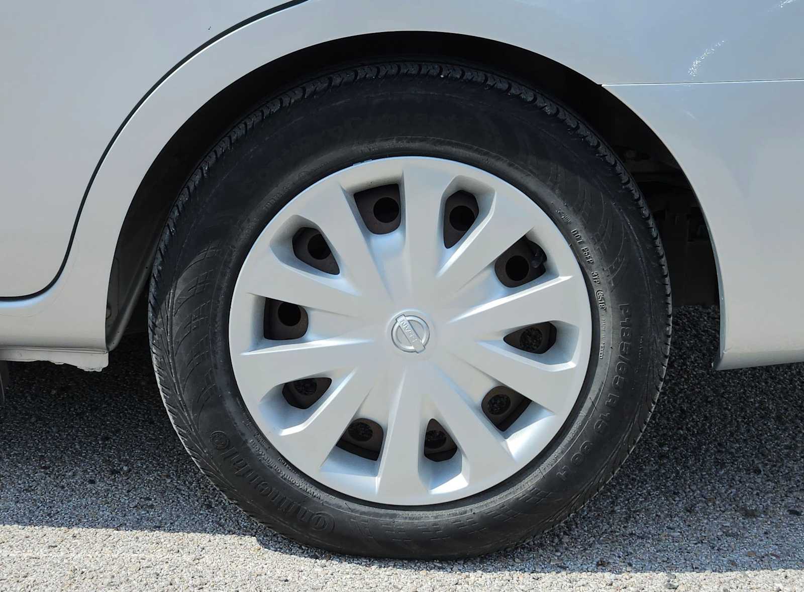 Thumbnail: 2019 Nissan Versa - 13