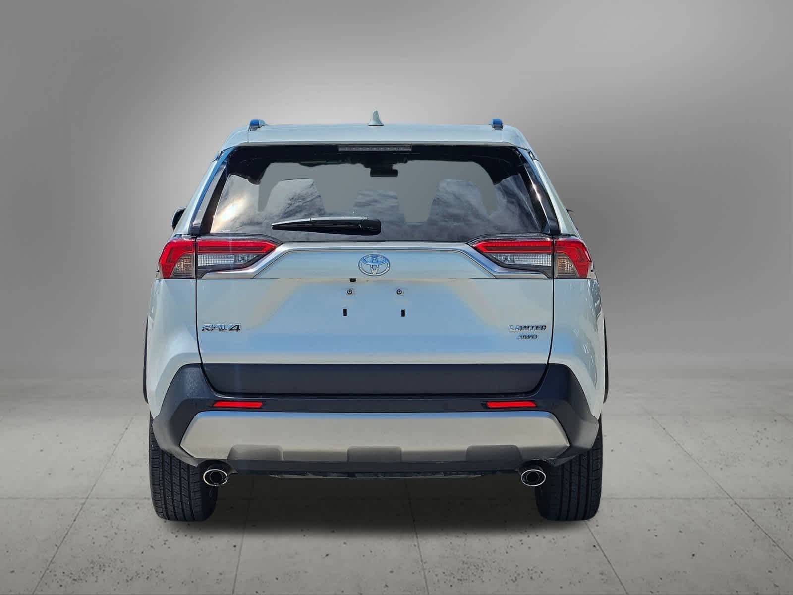 Thumbnail: 2022 Toyota RAV4 - 5