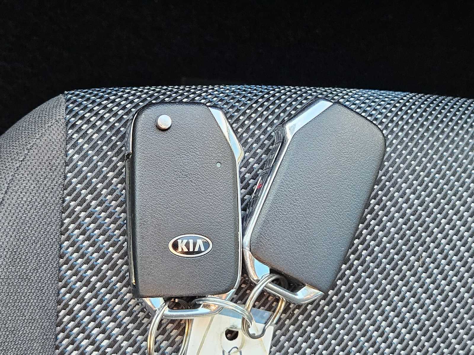 Thumbnail: 2021 Kia Seltos - 32