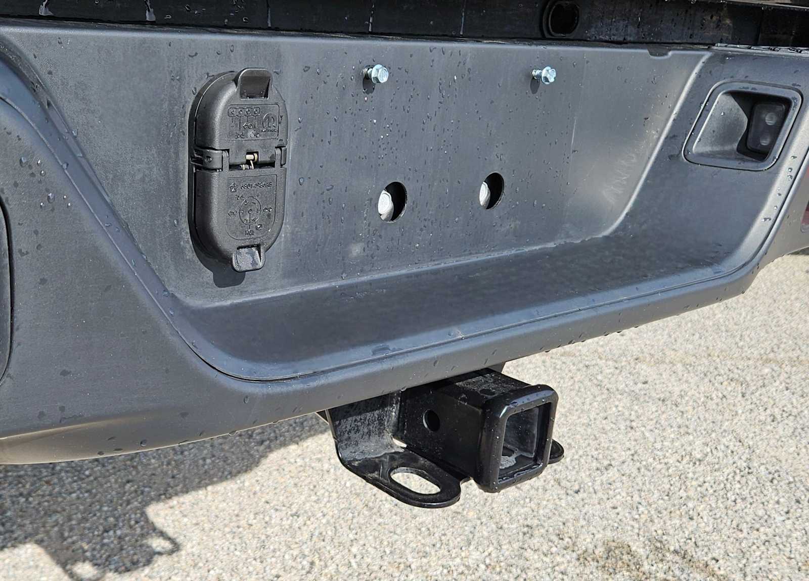 Thumbnail: 2022 Jeep Gladiator - 28