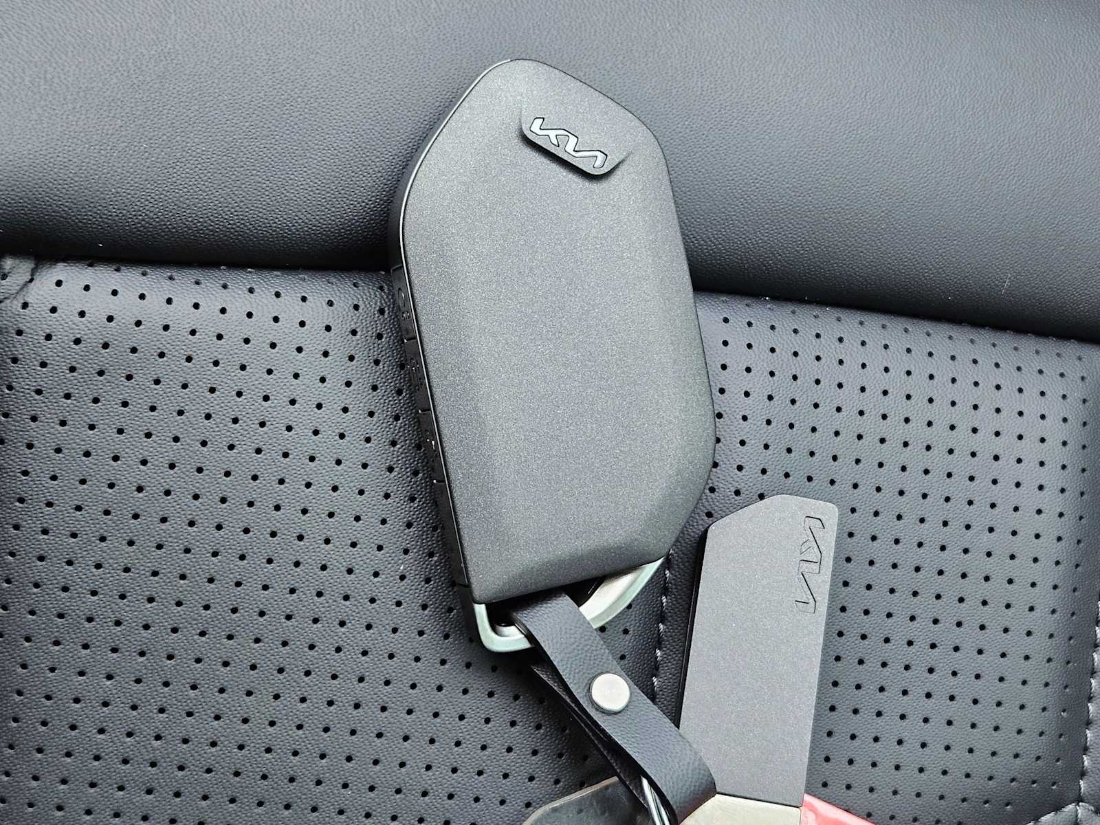 Thumbnail: 2027 Kia Telluride - 35