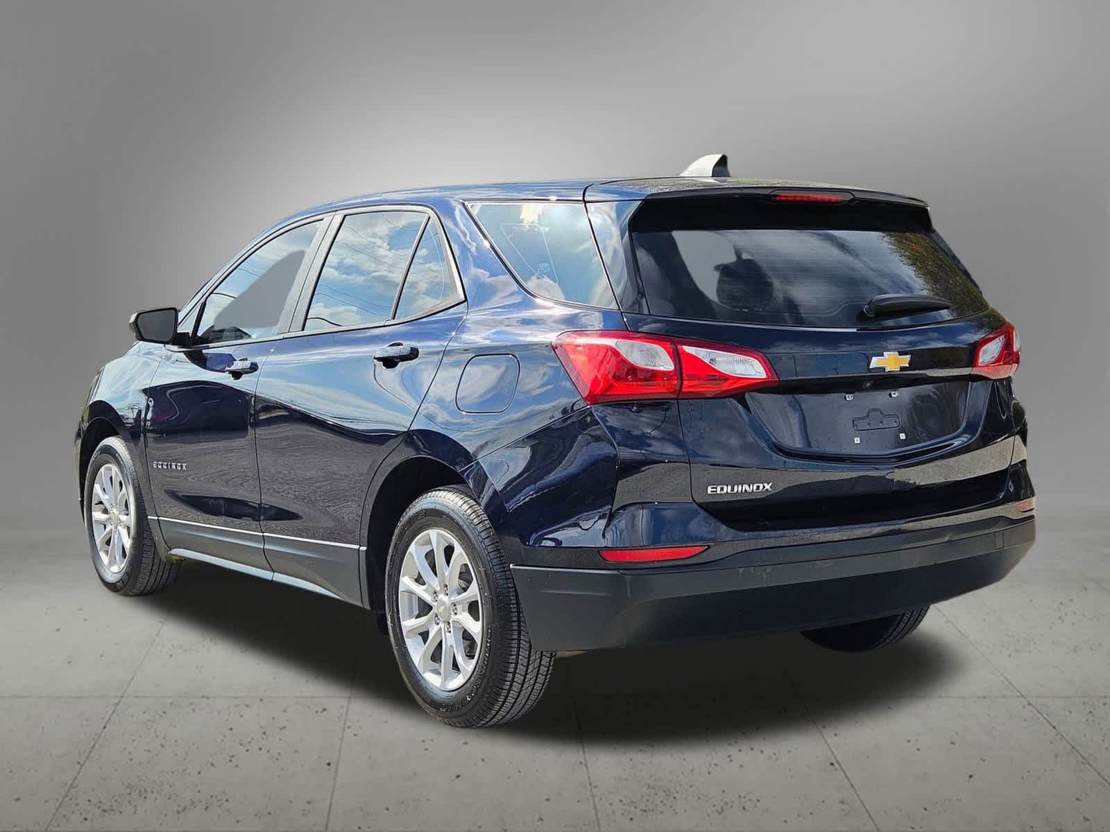 2020 Chevrolet Equinox LS photo 4