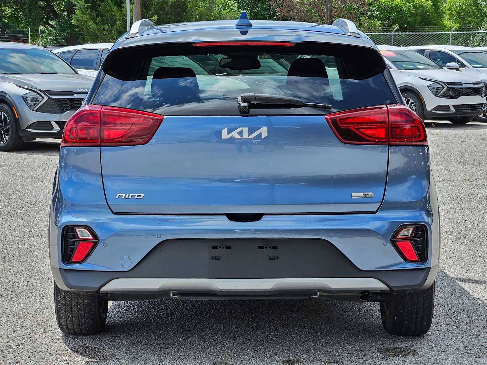 Thumbnail: 2022 Kia Niro - 5