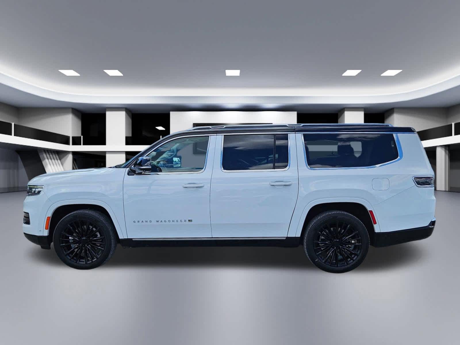 Thumbnail: 2023 Jeep Grand Wagoneer L - 3