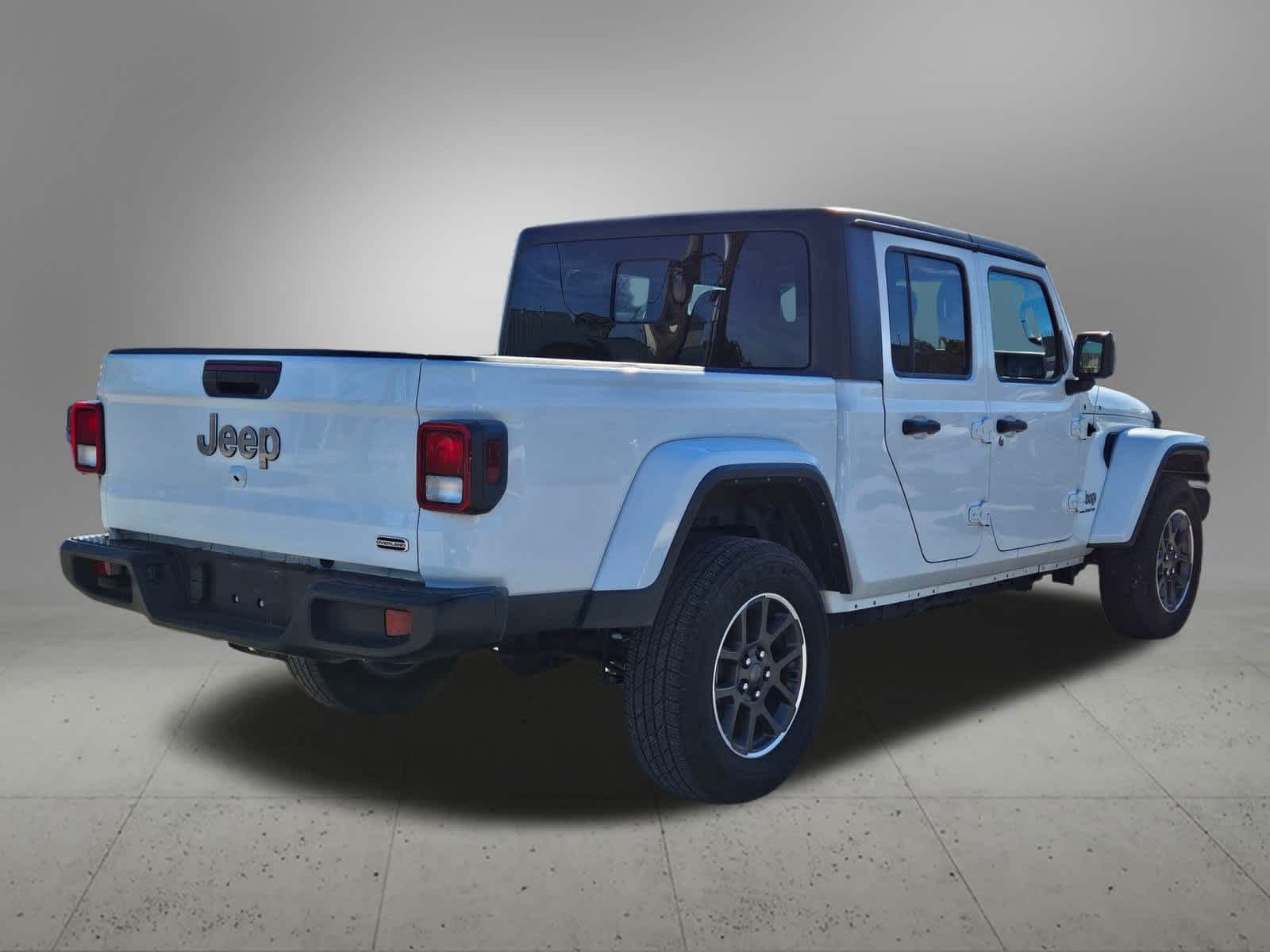 Thumbnail: 2023 Jeep Gladiator - 6