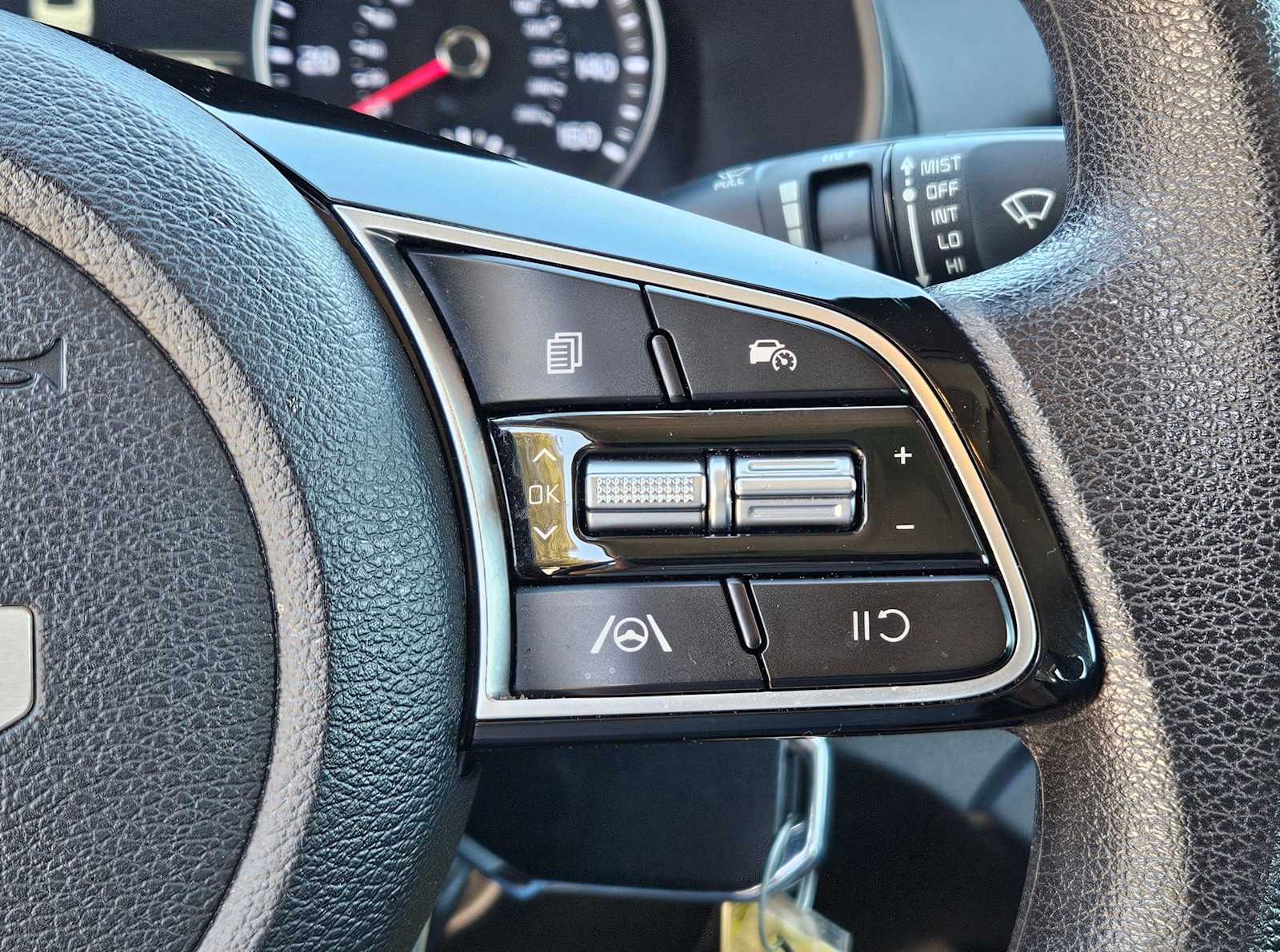 Thumbnail: 2024 Kia Forte - 25