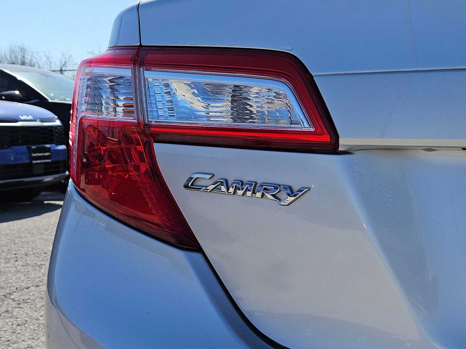 Thumbnail: 2014 Toyota Camry - 11