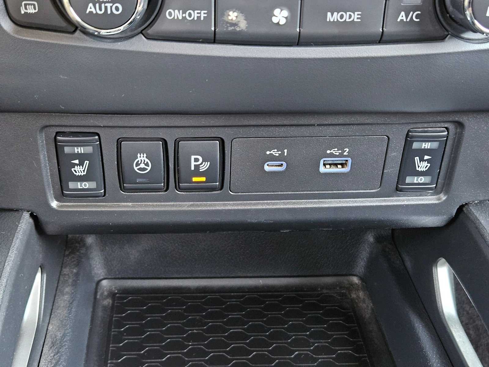 Thumbnail: 2023 Nissan Frontier - 25