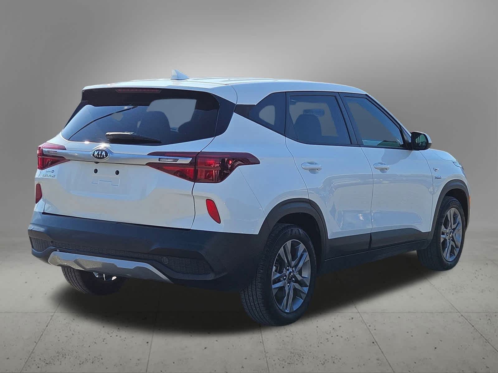 Thumbnail: 2021 Kia Seltos - 6