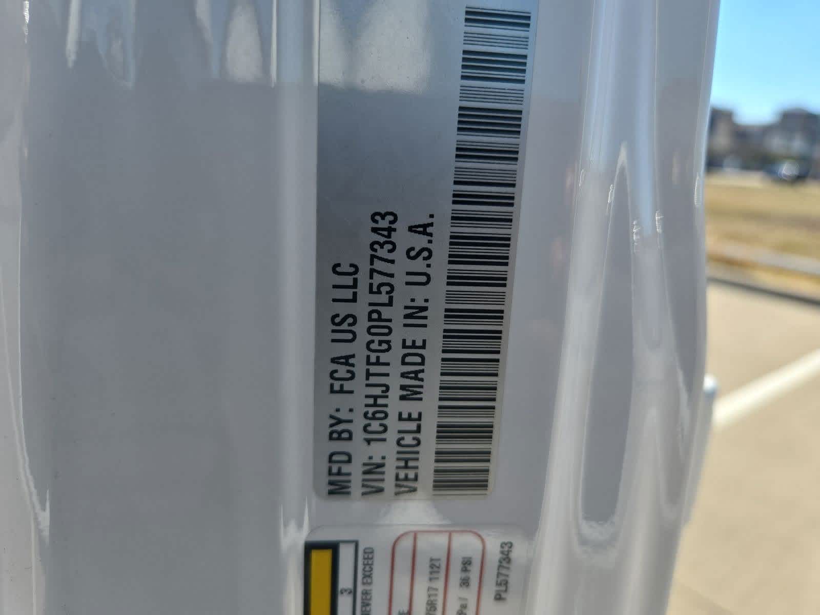 Thumbnail: 2023 Jeep Gladiator - 33