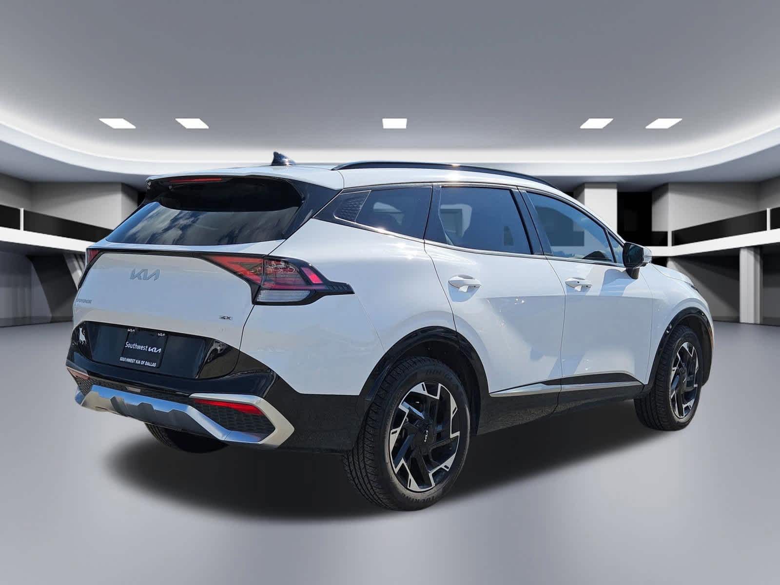 Thumbnail: 2023 Kia Sportage - 5
