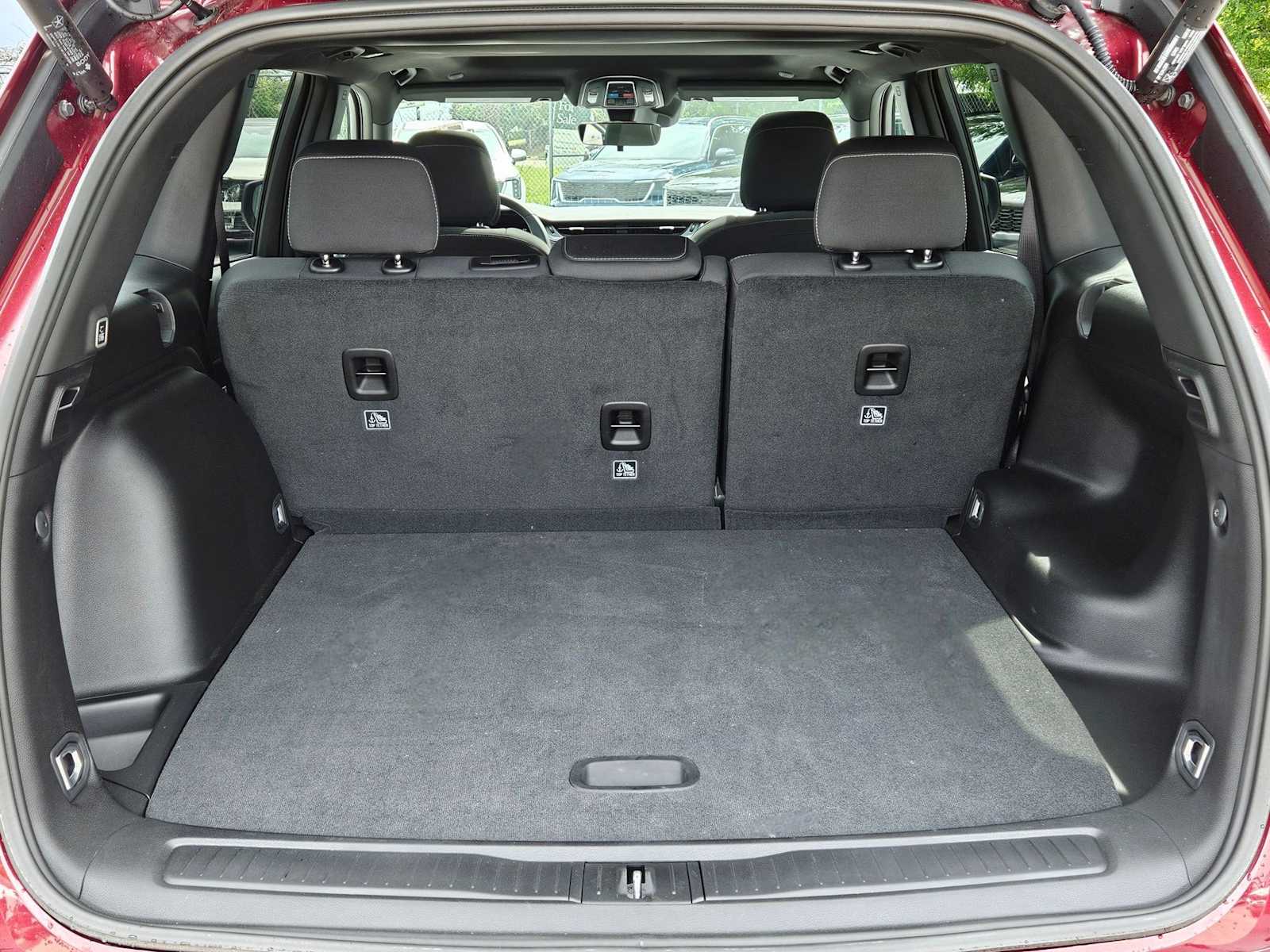 Thumbnail: 2025 Jeep Grand Cherokee - 28