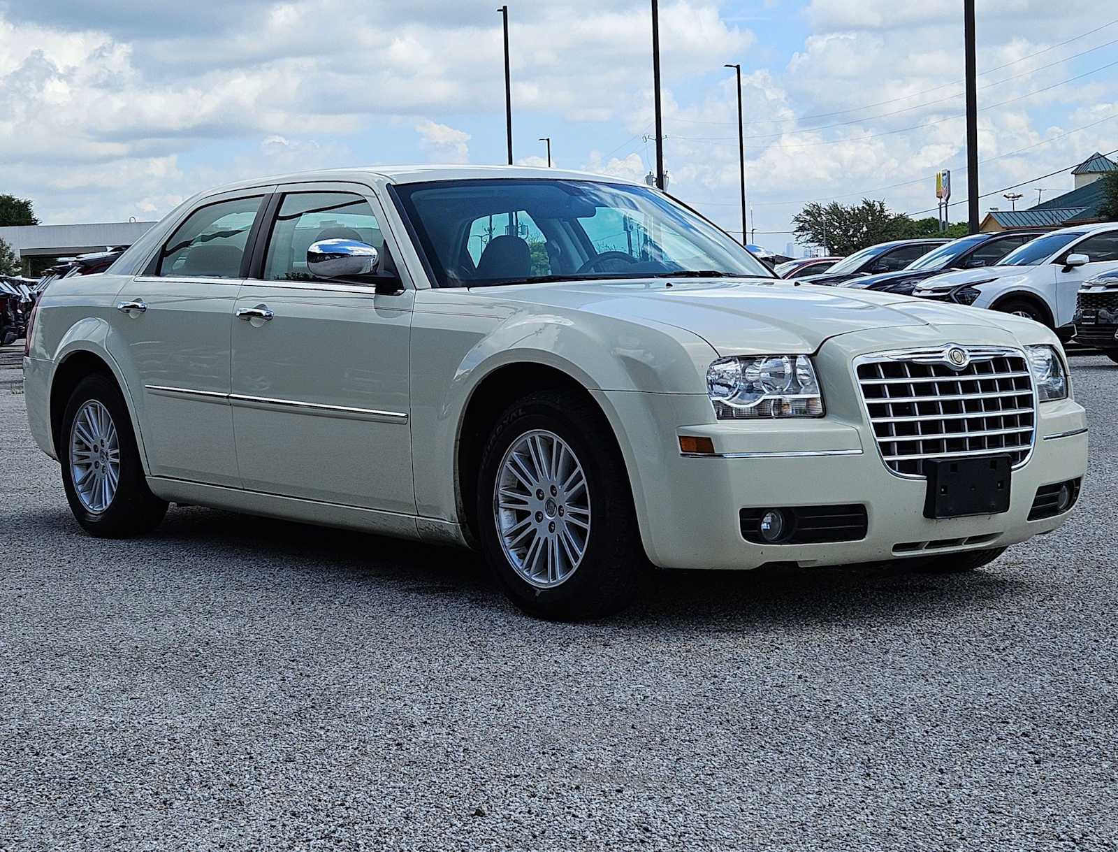 Thumbnail: 2010 Chrysler 300 - 8