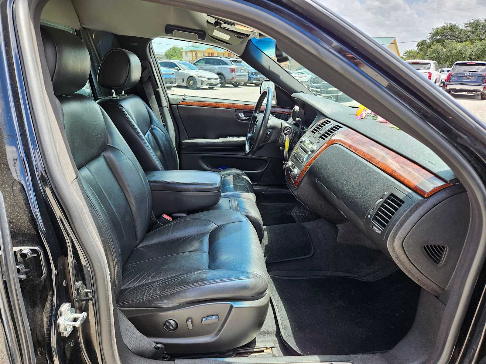 Thumbnail: 2007 Cadillac DTS - 20