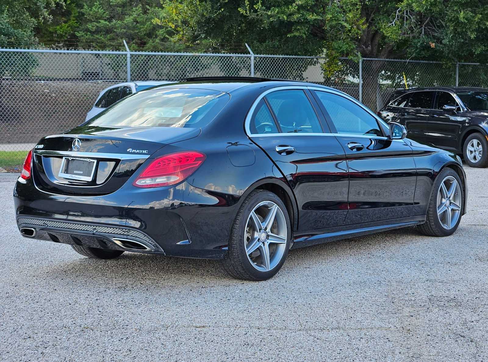 Thumbnail: 2016 Mercedes-Benz C-Class - 6