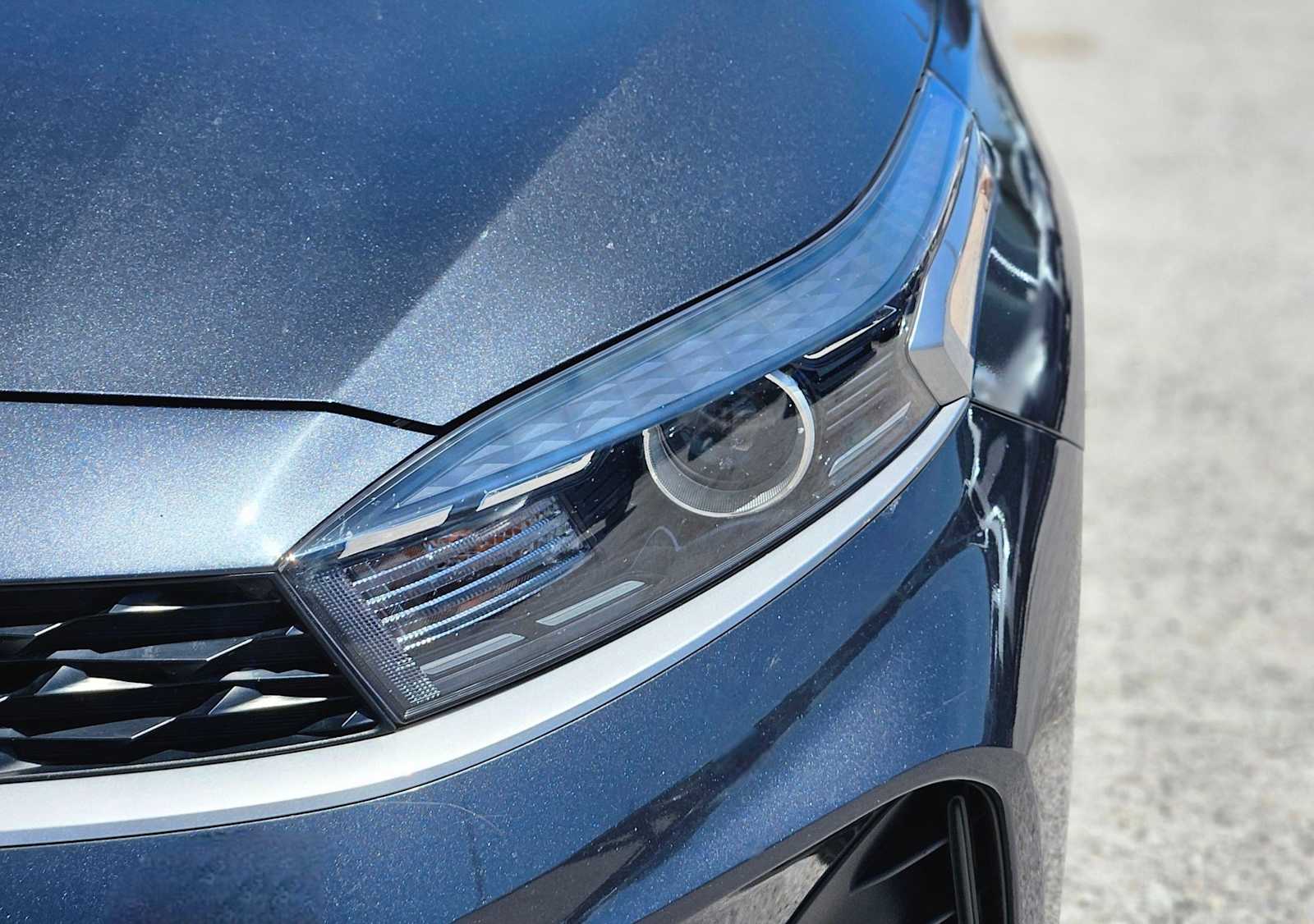 Thumbnail: 2023 Kia Forte - 10