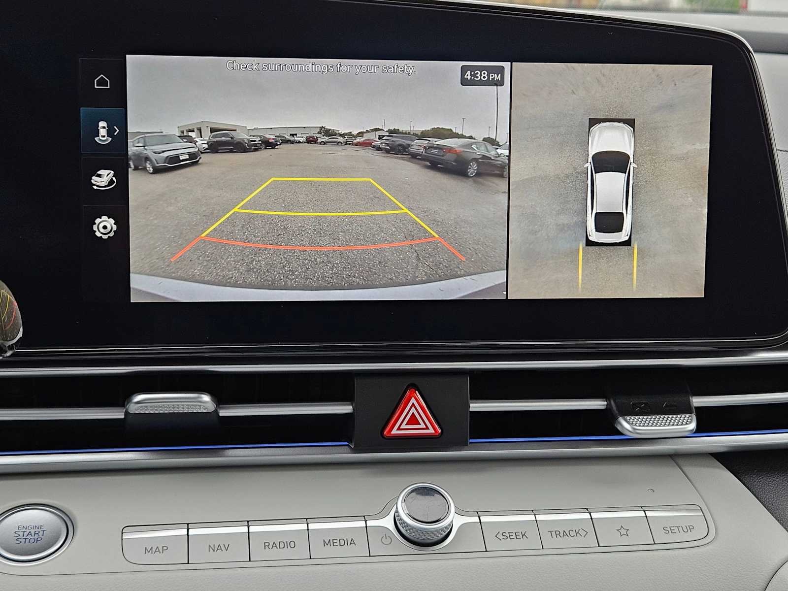 Thumbnail: 2024 Hyundai Elantra - 24
