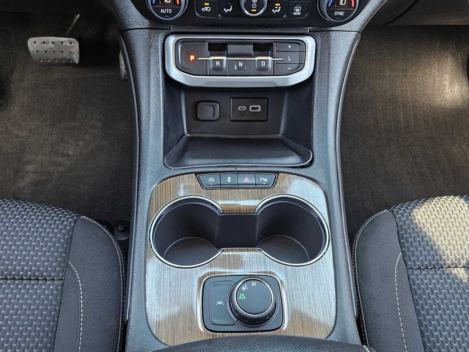 Thumbnail: 2023 GMC Acadia - 27