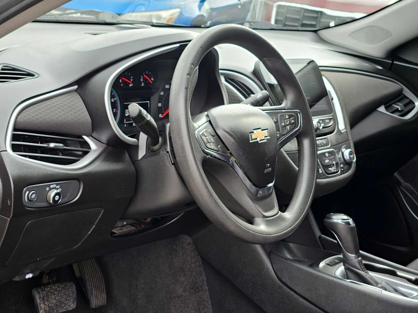 Thumbnail: 2020 Chevrolet Malibu - 2