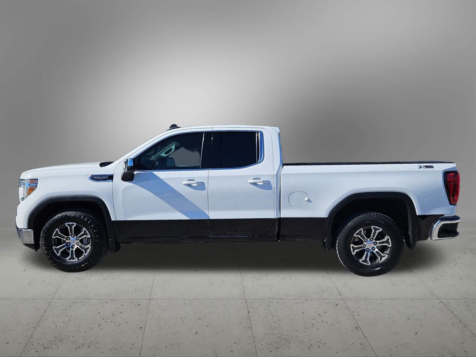 Thumbnail: 2022 GMC Sierra 1500 - 3
