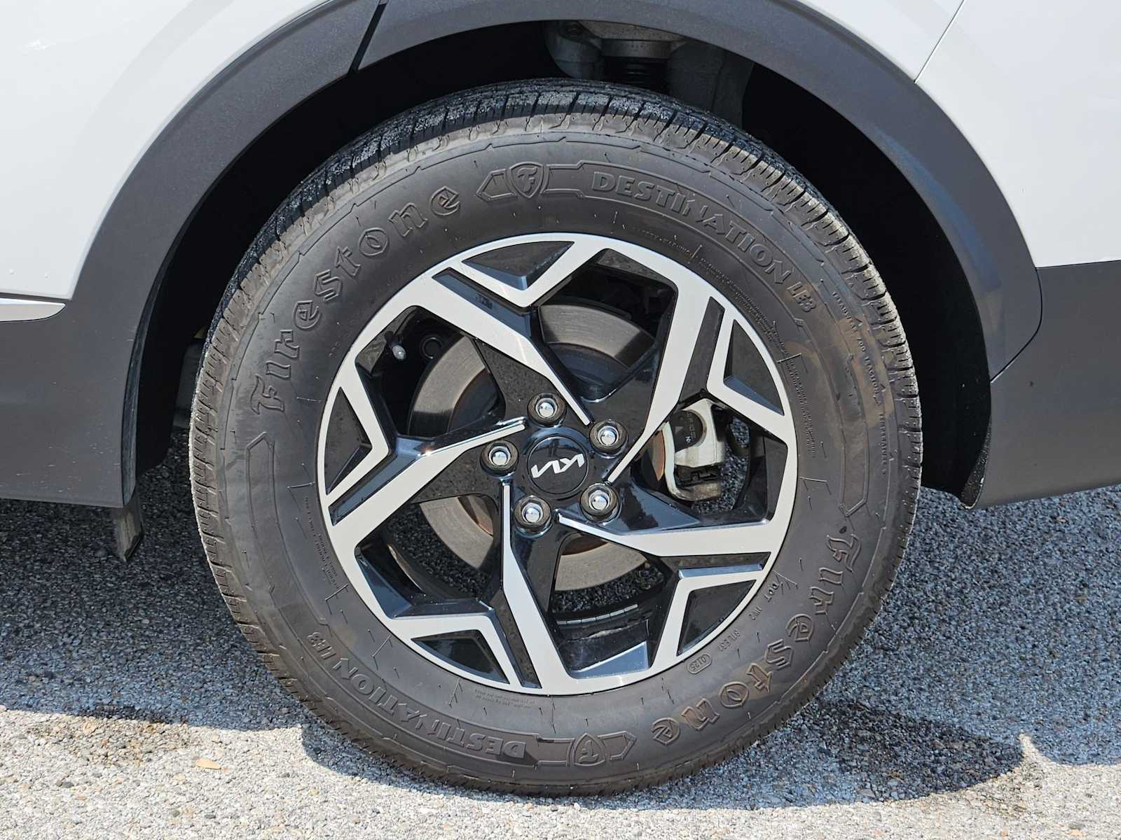 Thumbnail: 2023 Kia Sportage - 14