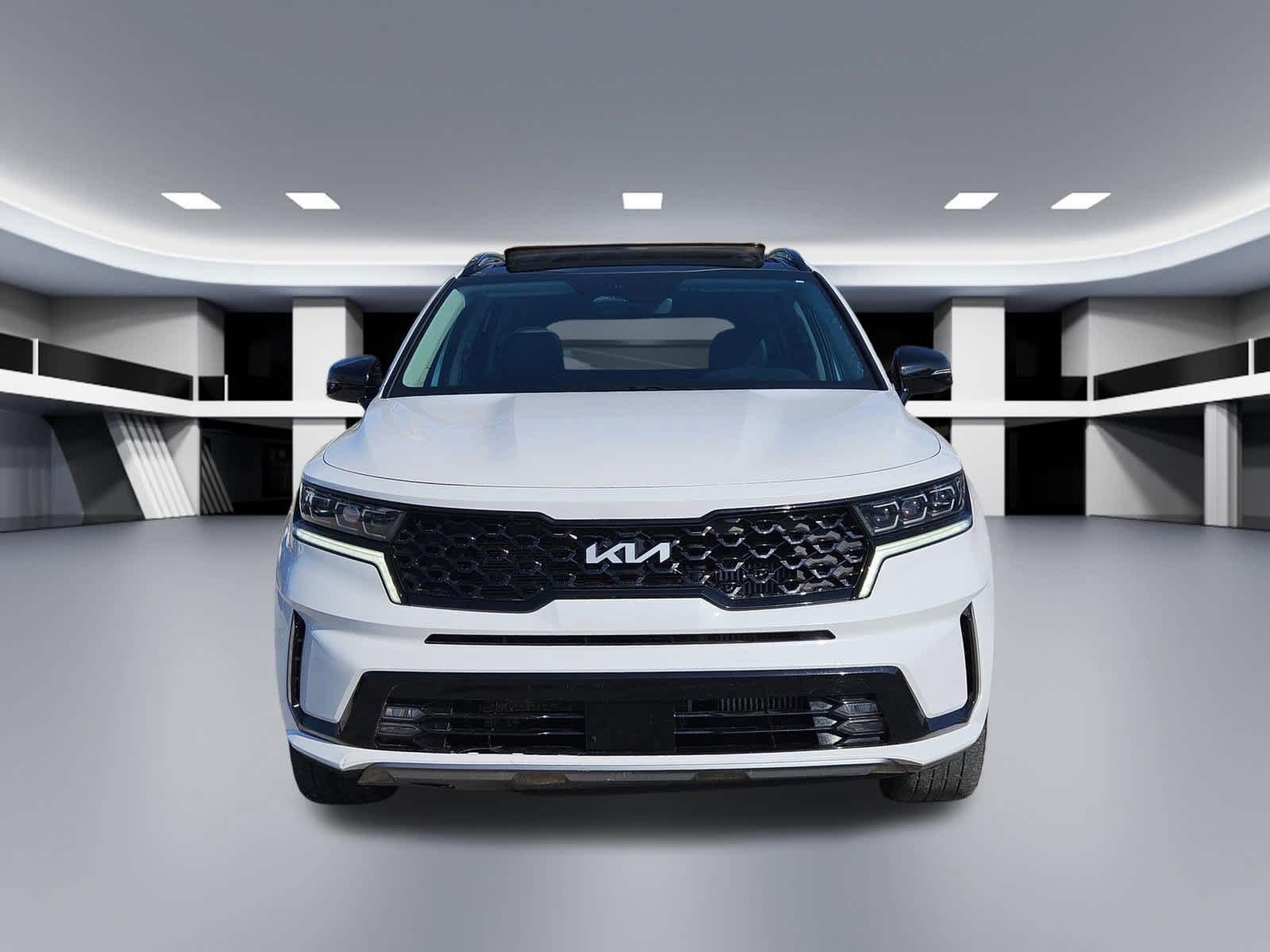 Thumbnail: 2023 Kia Sorento - 8
