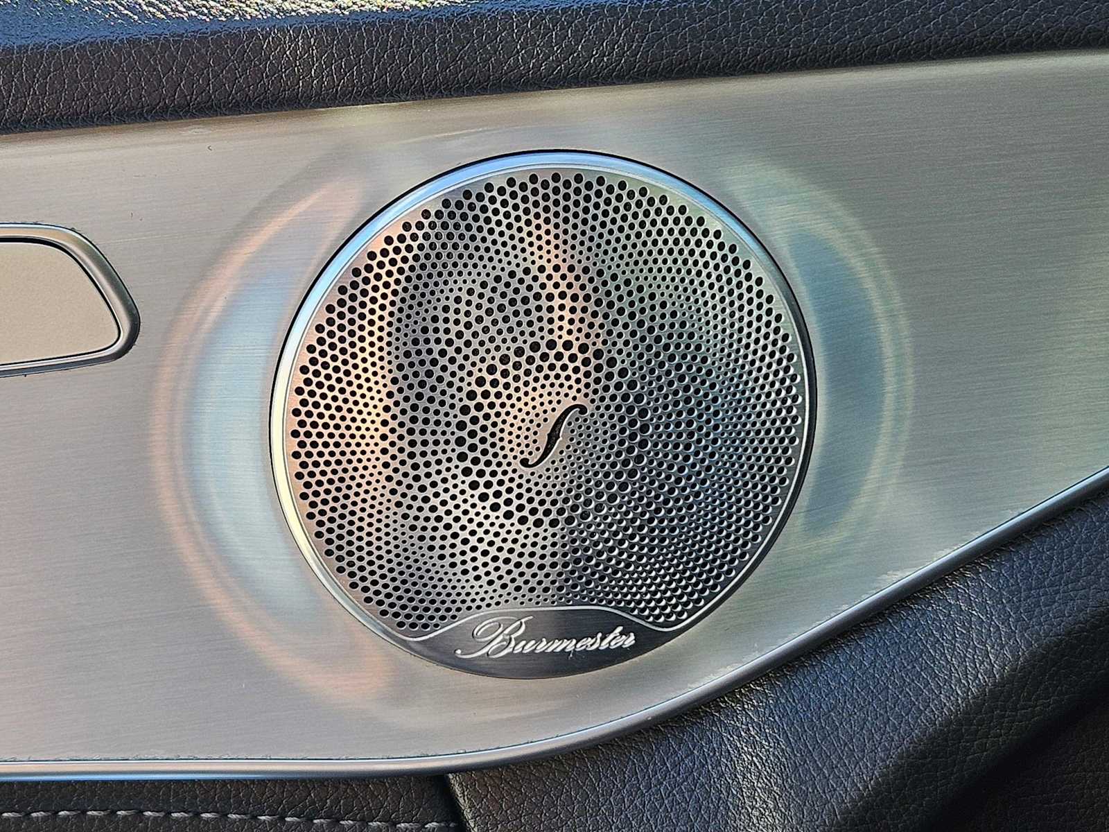 Thumbnail: 2016 Mercedes-Benz C-Class - 30