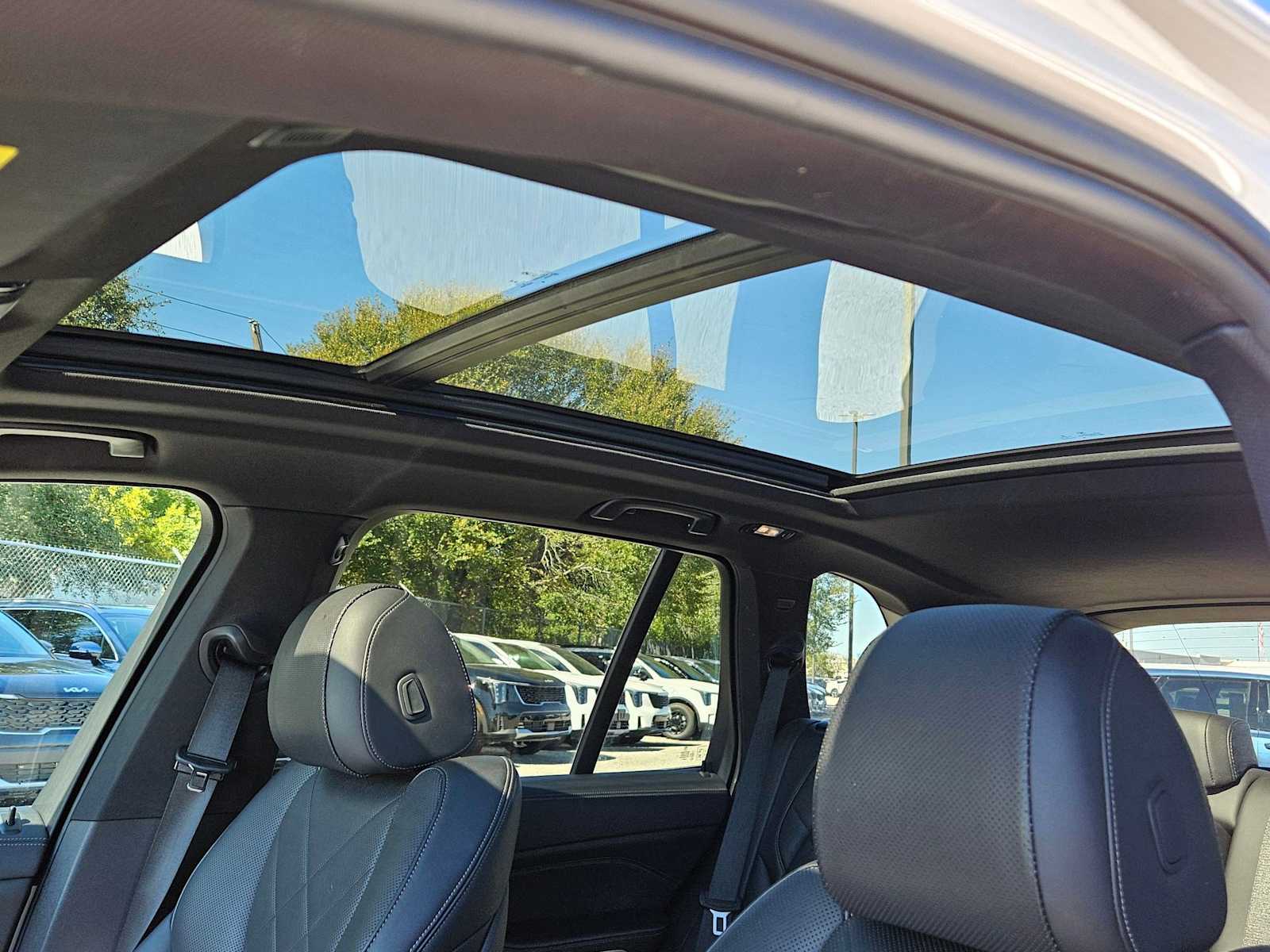 Thumbnail: 2023 BMW X5 - 18