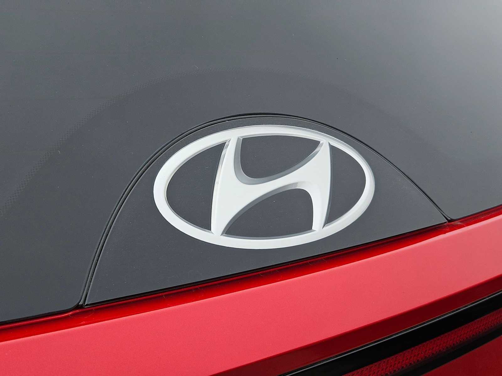 Thumbnail: 2022 Hyundai Tucson - 10