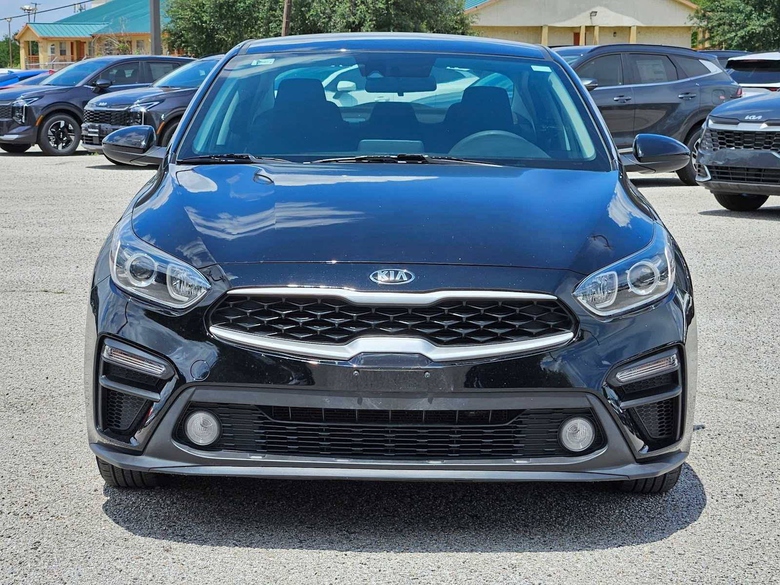 Thumbnail: 2021 Kia Forte - 8