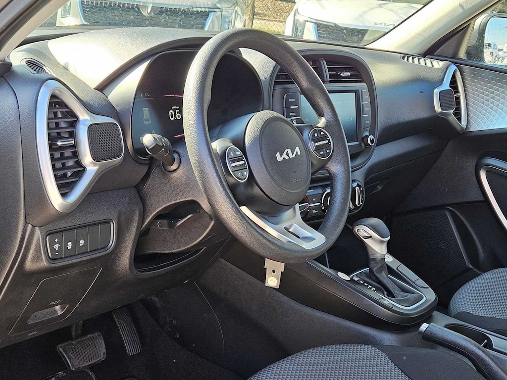 Used 2023 Kia Soul LX Hatchback