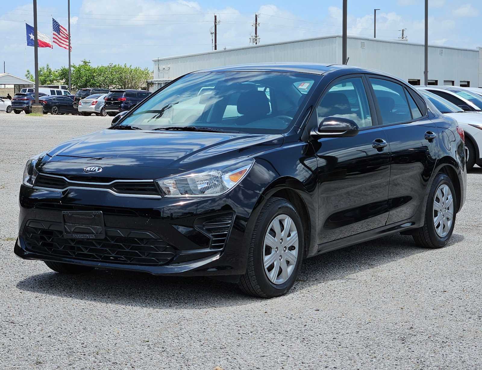 Thumbnail: 2021 Kia Rio - 10