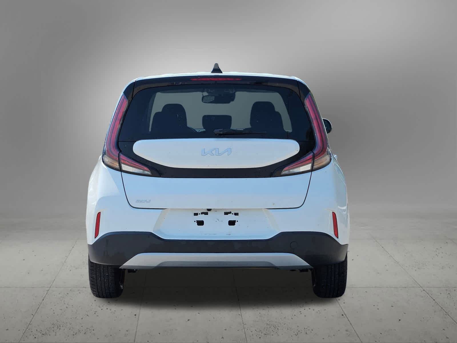 2023 Kia Soul LX photo 4