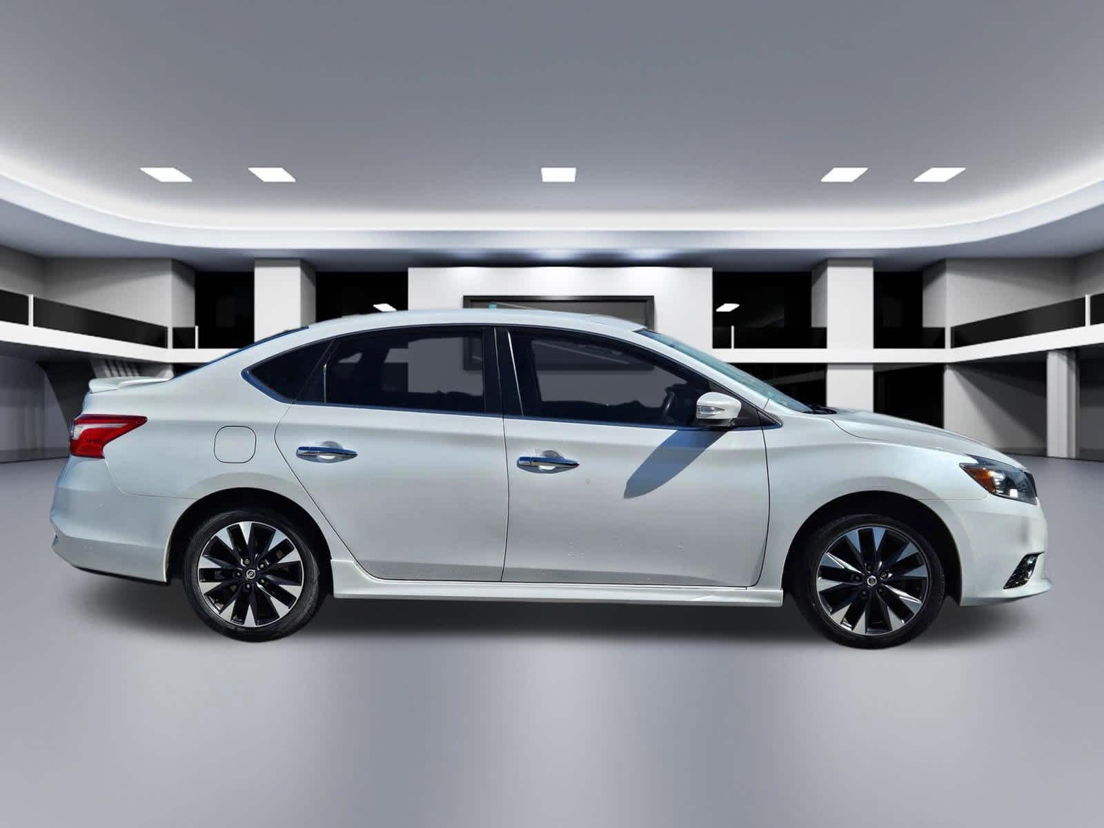 Thumbnail: 2017 Nissan Sentra - 7