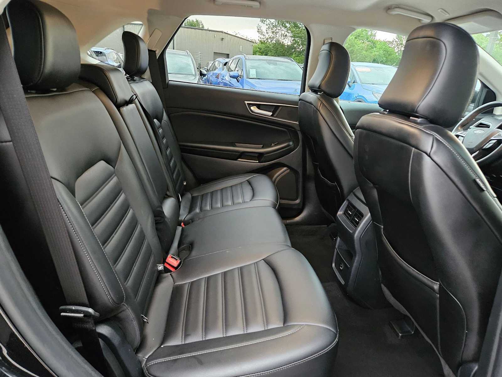 Thumbnail: 2021 Ford Edge - 14