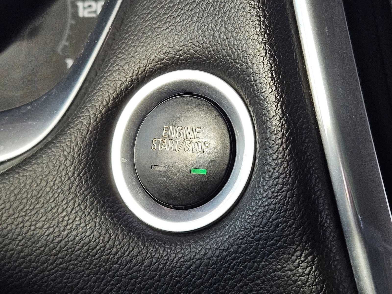 Thumbnail: 2020 Chevrolet Traverse - 31