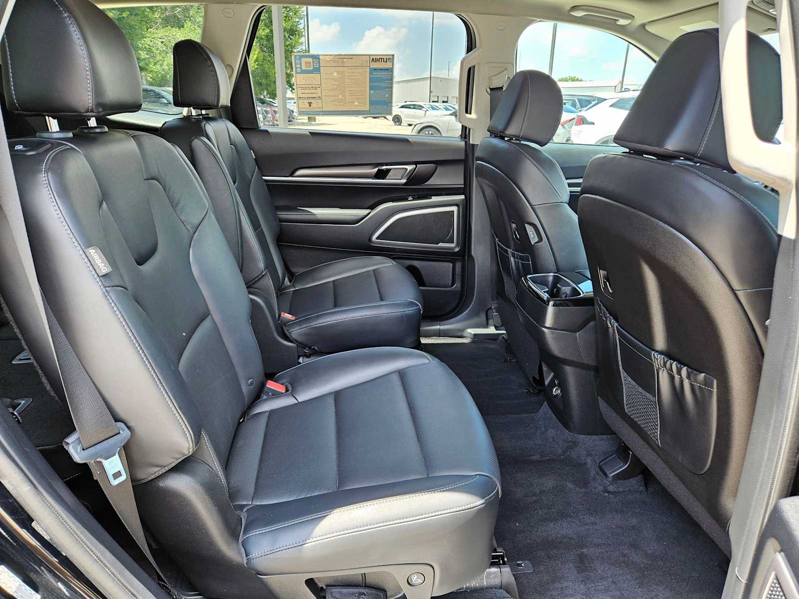 Thumbnail: 2024 Kia Telluride - 19