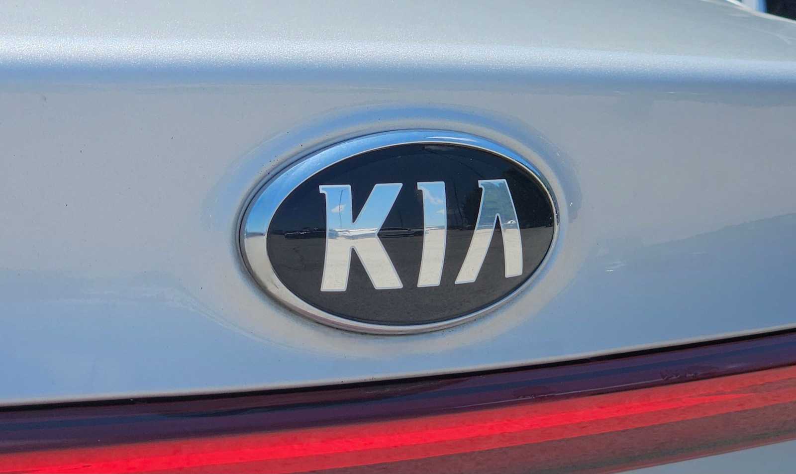 2021 Kia Forte LXS 11