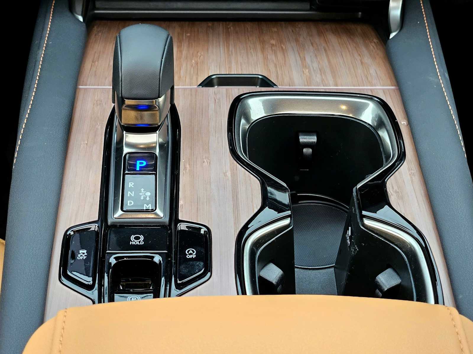Thumbnail: 2025 Lexus RX - 26