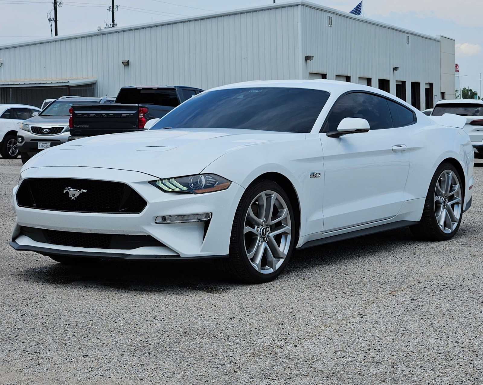 Thumbnail: 2022 Ford Mustang - 10